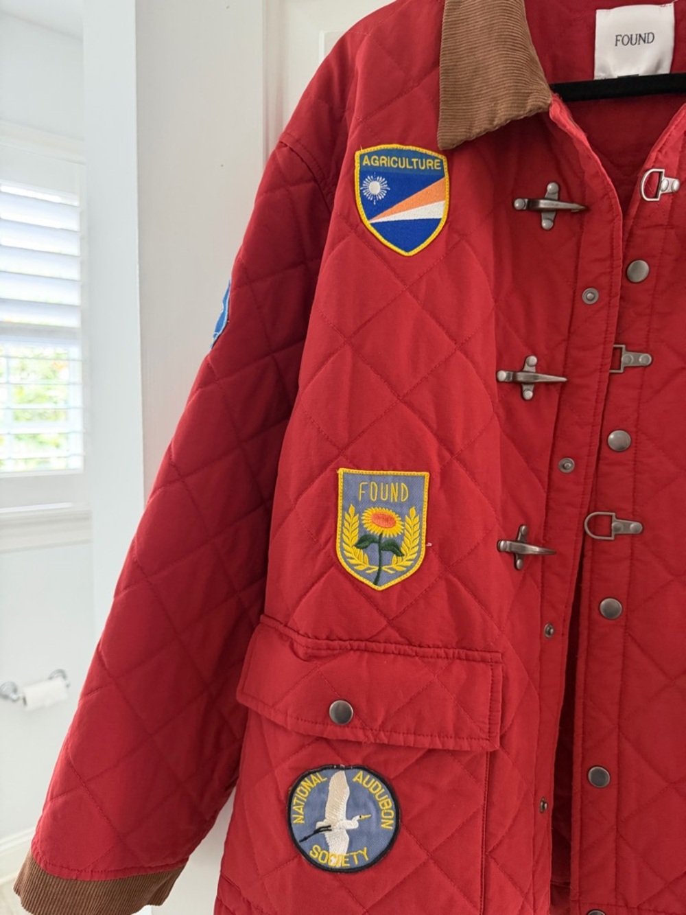 Quilted Patchwork Red Jacket with Corduroy Collar - Picture 6 of 9